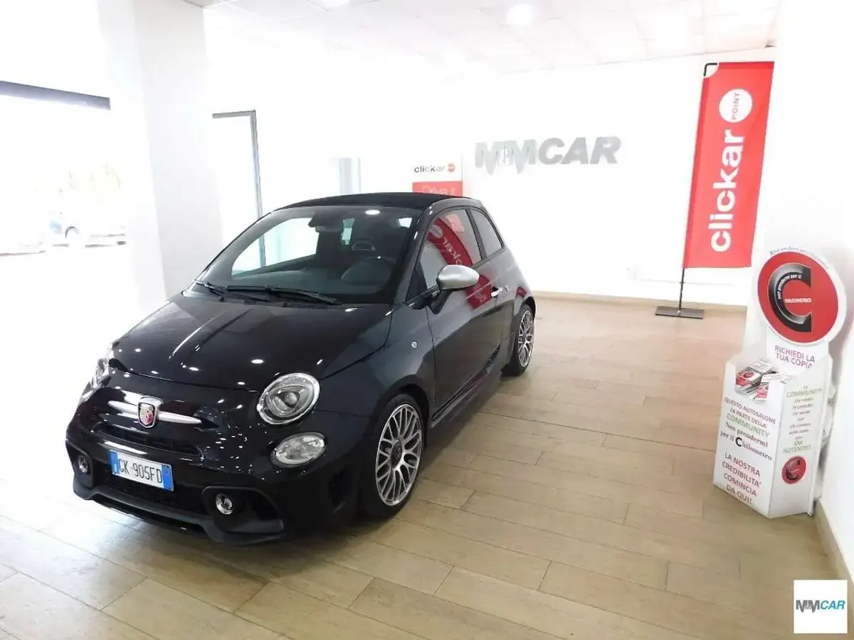 Usata Abarth 595C Turismo 165 CV (121 kW) 2022 Nero Cabrio