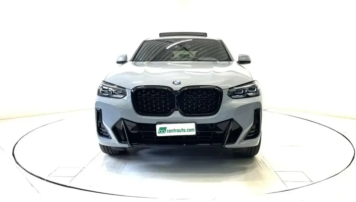 Usata BMW X4 M Sport 190 CV (139 kW) 2024 Grigio SUV