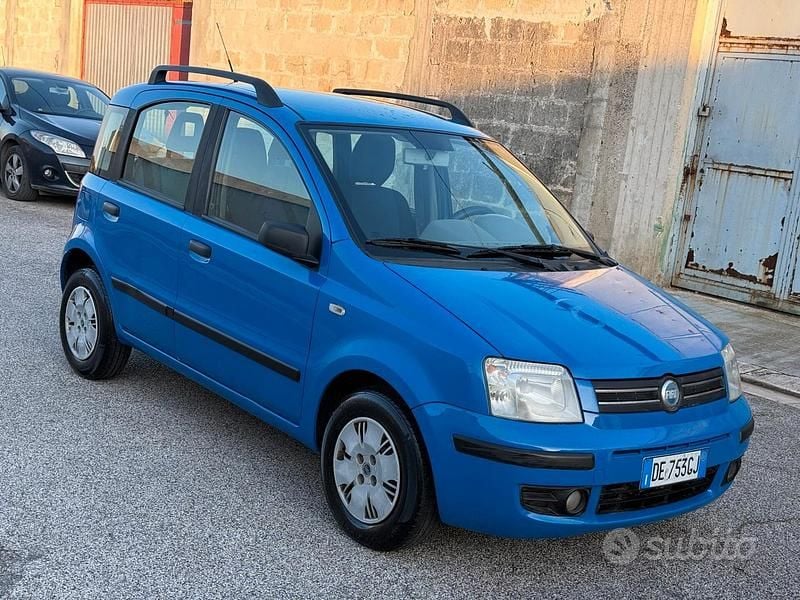 Usata Fiat Panda Dynamic 60 CV (44 kW) 2006 Blu Utilitaria