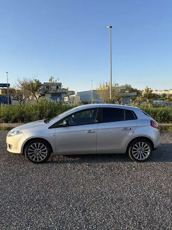 Usata Fiat Bravo Sport 120 CV (88 kW) 2010 Utilitaria