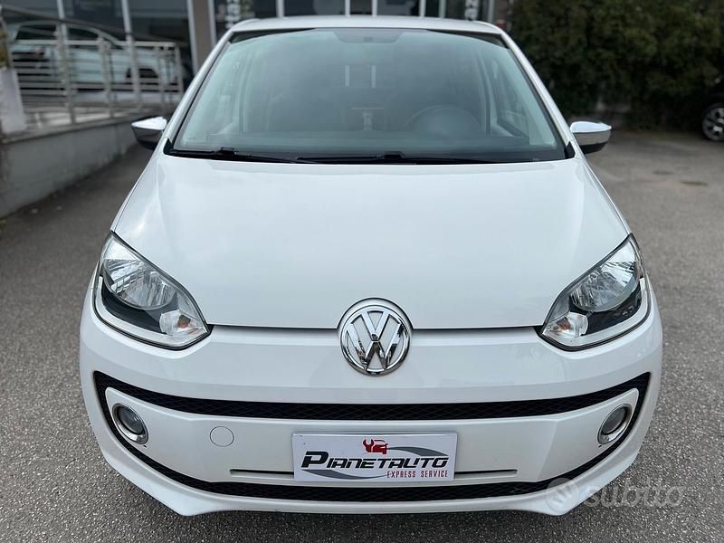 Usata VW up! Highline 75 CV (55 kW) 2013 Bianco Utilitaria