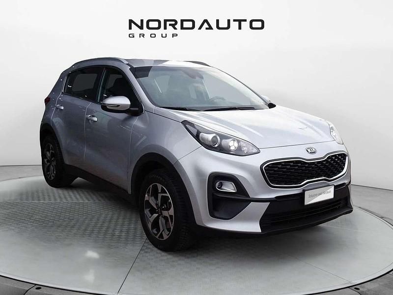 Usata Kia Sportage 136 CV (100 kW) 2022 Argento SUV