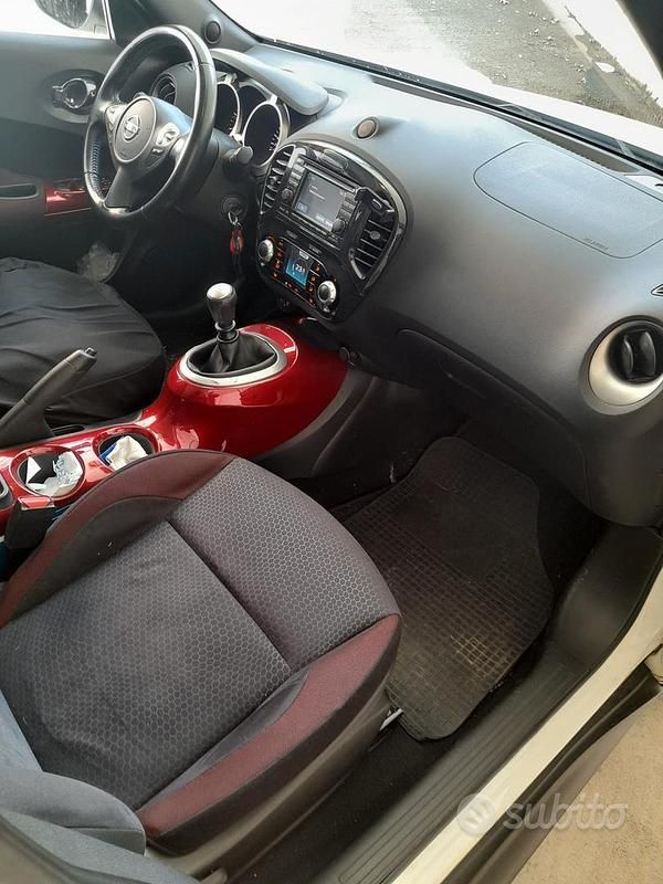 Usata Nissan Juke 110 CV (80 kW) 2011 Bianco SUV
