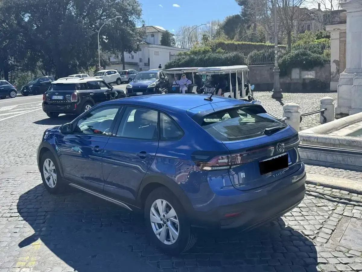 Usado VW Taigo Life 110 CV (80 kW) 2023 Azul SUV