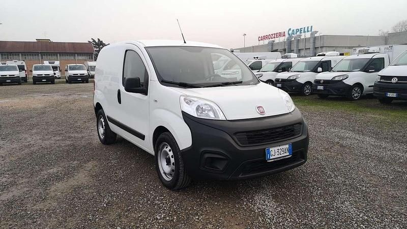 Usata Fiat Fiorino 80 CV (58 kW) 2022 Bianco Monovolume