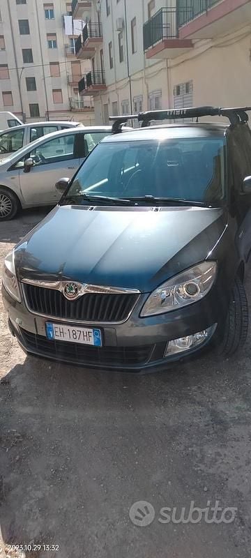 Usata Skoda Fabia 75 CV (55 kW) 2012 Grigio Berlina