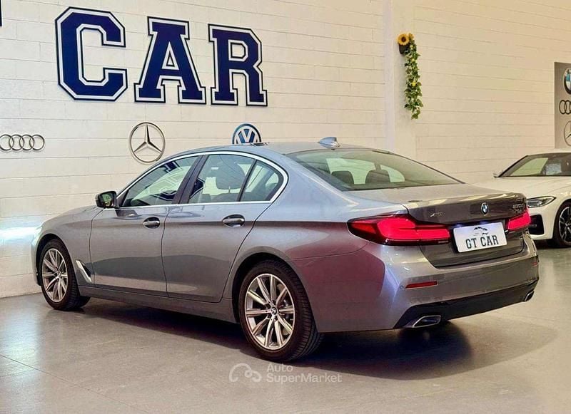 Usata BMW 530 249 CV (183 kW) 2021 Grigio Berlina
