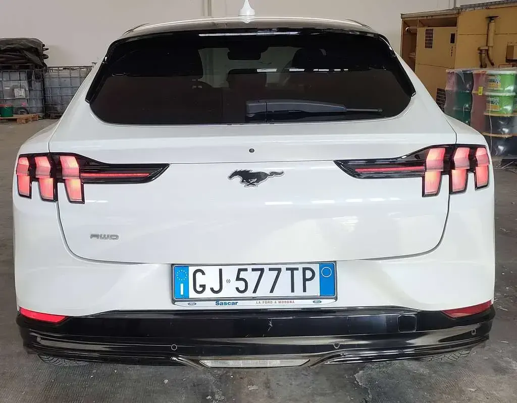 Usata Ford Mustang Mach-E Standard Range 124 kW (169 CV) 2022 Bianco SUV
