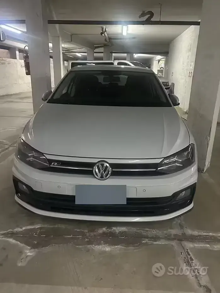 Usata VW Polo R-line 95 CV (69 kW) 2021 Bianco Utilitaria