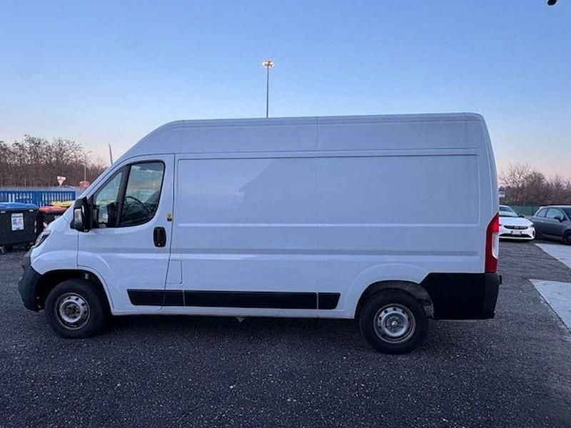 Usata Peugeot Boxer 140 CV (102 kW) 2022 Bianco Furgone
