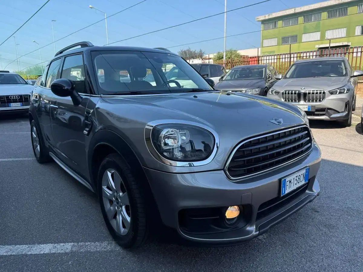 Usata Mini Cooper Countryman 136 CV (100 kW) 2017 Beige SUV