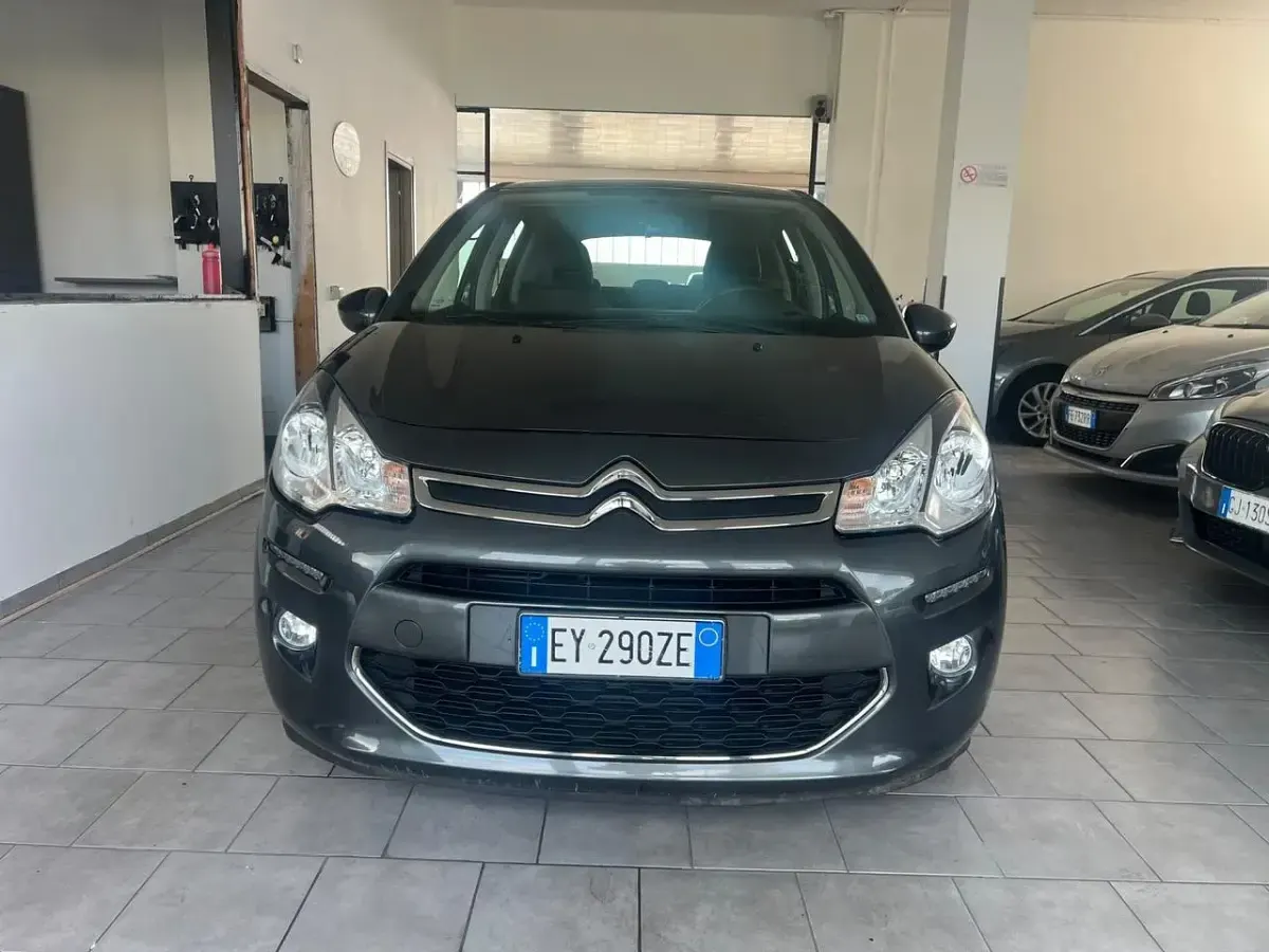 Usata Citroën C3 PureTech 68 CV (50 kW) 2015 Grigio Berlina