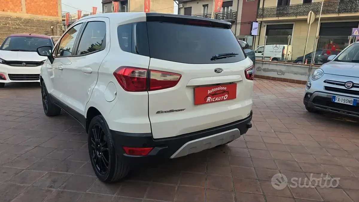 Usata Ford Ecosport Titanium 95 CV (69 kW) 2017 Bianco SUV