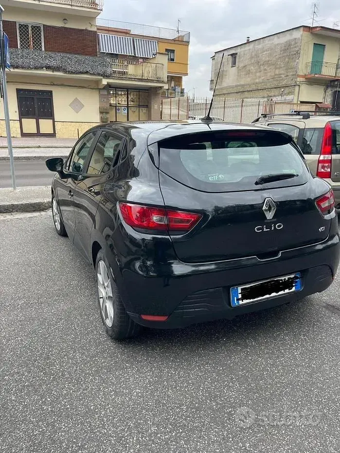 Usata Renault Clio 75 CV (55 kW) 2013 Nero Utilitaria