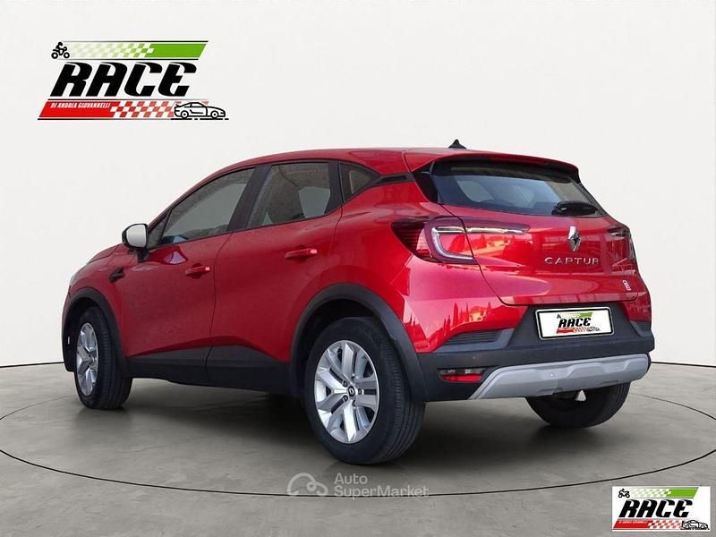 Usata Renault Captur RS Line 91 CV (66 kW) 2022 Viola SUV
