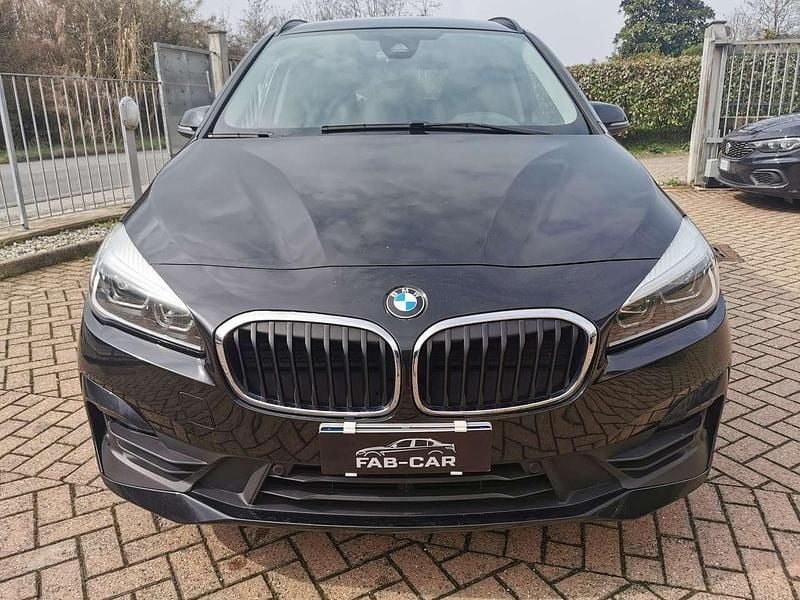 Usata BMW 218 Gran Tourer 150 CV (110 kW) 2021 Nero zaffiro Monovolume