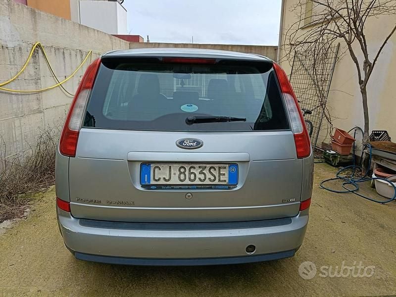 Usata Ford C-MAX Ghia 2004 Monovolume
