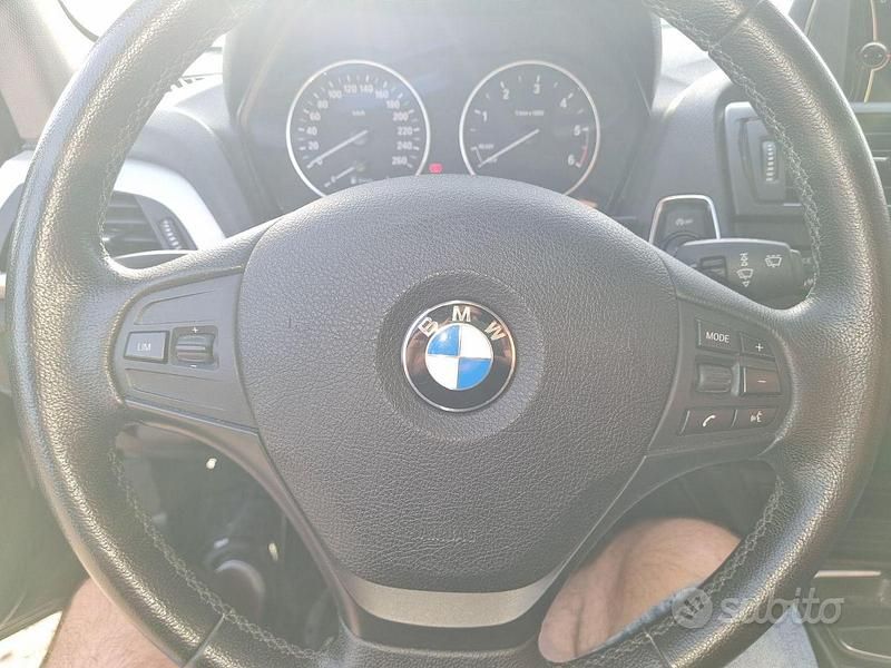 Usata BMW 120 184 CV (135 kW) 2012 Nero Utilitaria