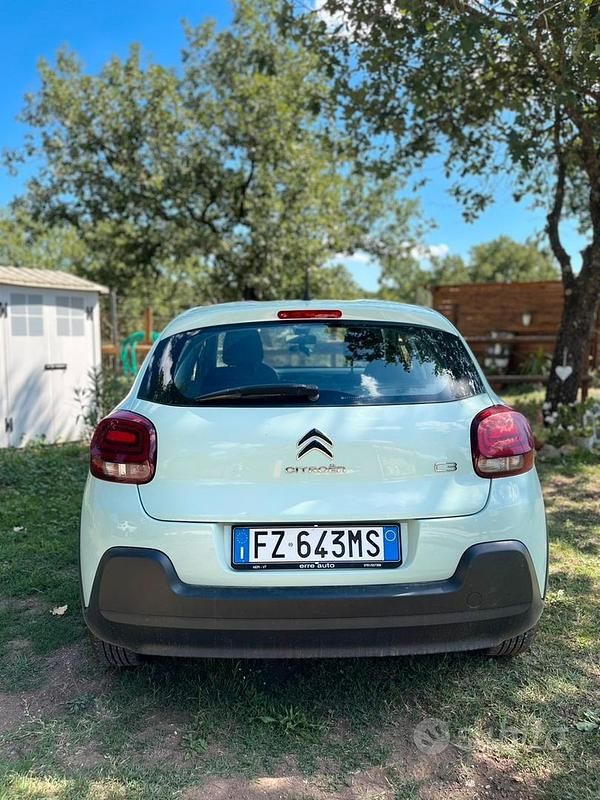 Usata Citroën C3 Feel 99 CV (72 kW) 2017 Verde Utilitaria