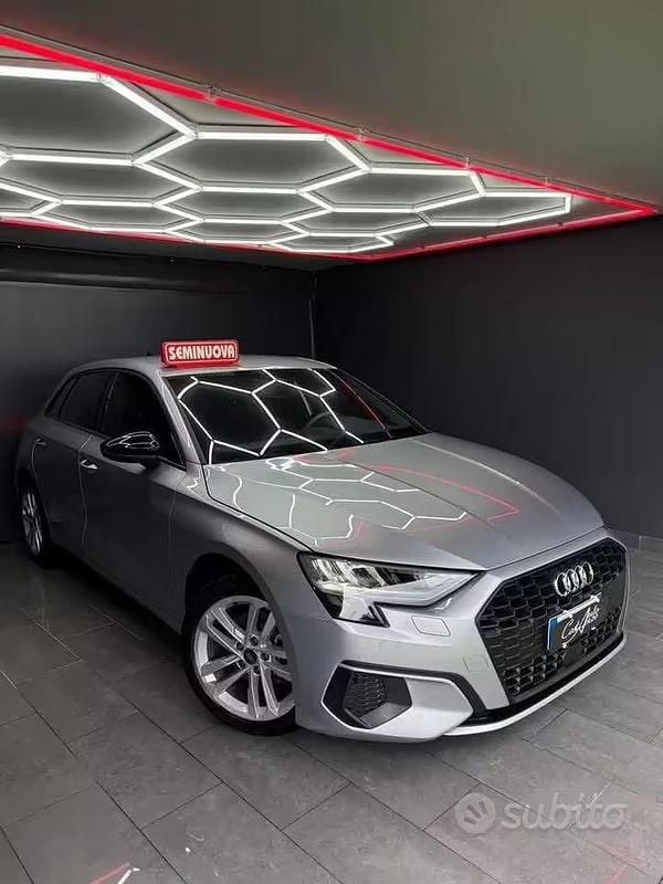 Usata Audi A3 S-Line 116 CV (85 kW) 2023 Grigio Berlina