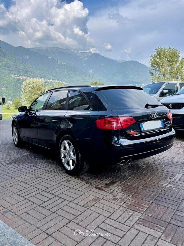 Usata Audi A4 Ambiente 170 CV (125 kW) 2010 Blu Station wagon