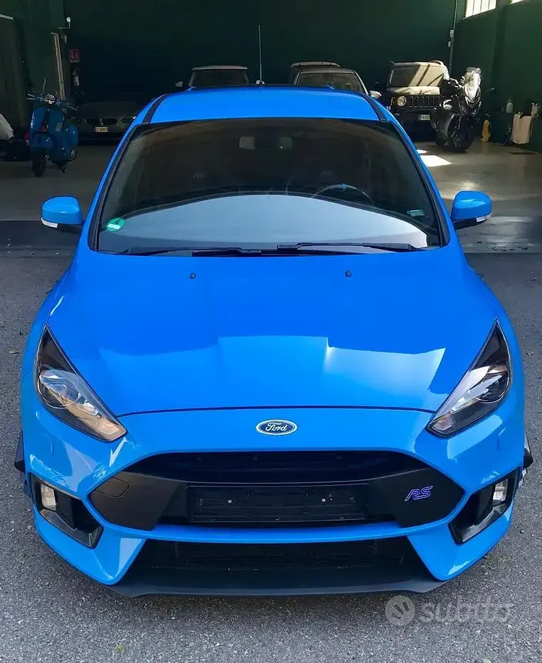 Usata Ford Focus RS 350 CV (257 kW) 2017 Blu/azzurro Berlina