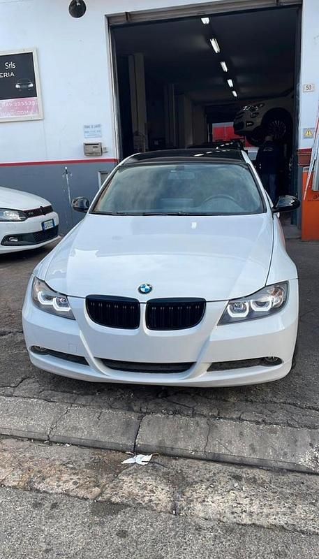 Usata BMW 320 177 CV (130 kW) 2008 Bianco Berlina