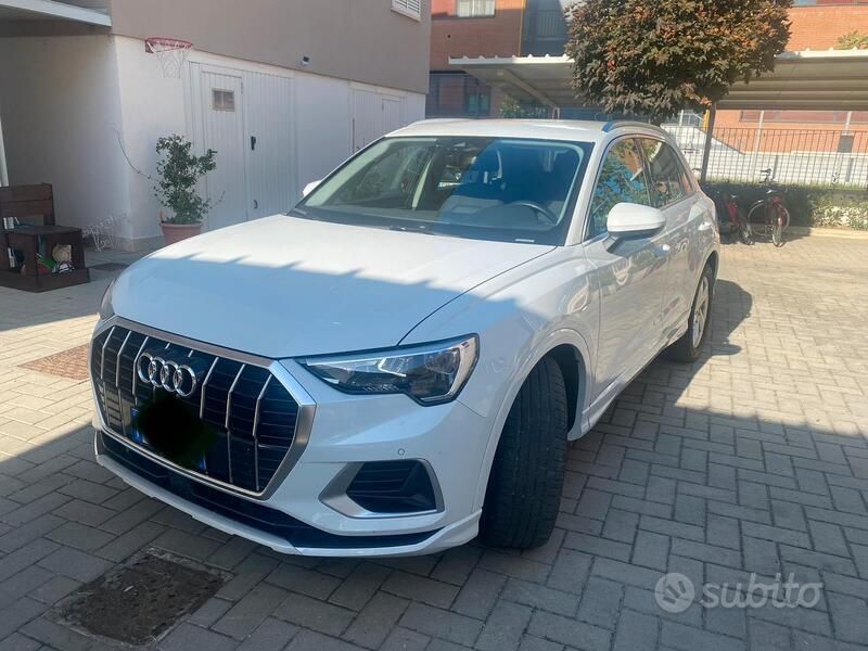 Bianco Usata 2020 Audi Q3 Business SUV | 30.500 € (Buon prezzo) - Immagine 1/4