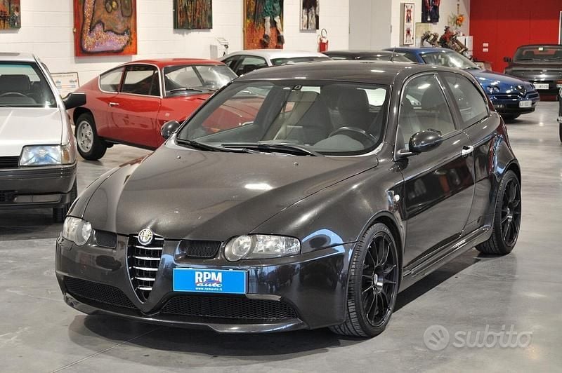 Usata Alfa Romeo 147 GTA 250 CV (183 kW) 2002 Nero Utilitaria