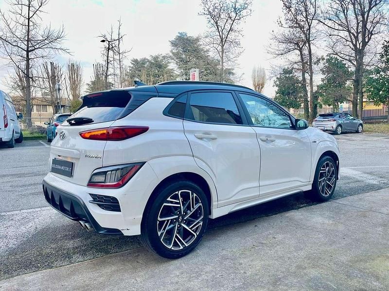 Usata Hyundai Kona N Line 120 CV (88 kW) 2022 Bianco SUV