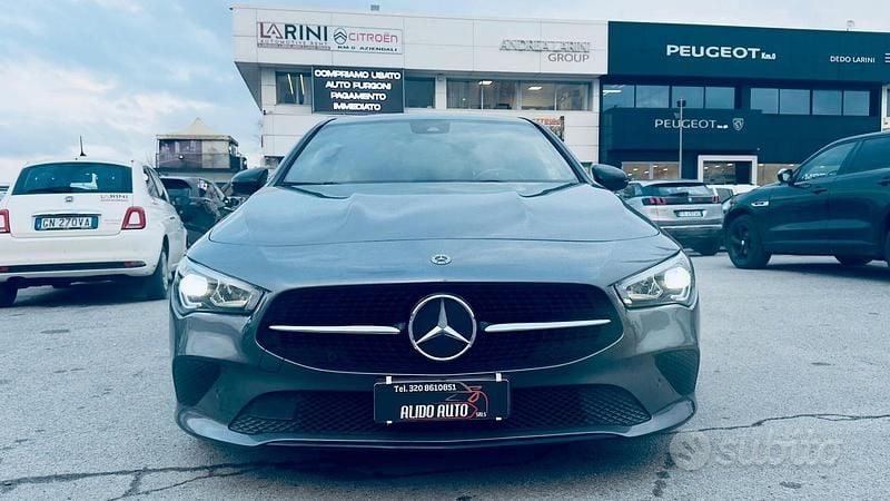 Usata Mercedes CLA200 Shooting Brake Business 150 CV (110 kW) 2021 Grigio Station wagon