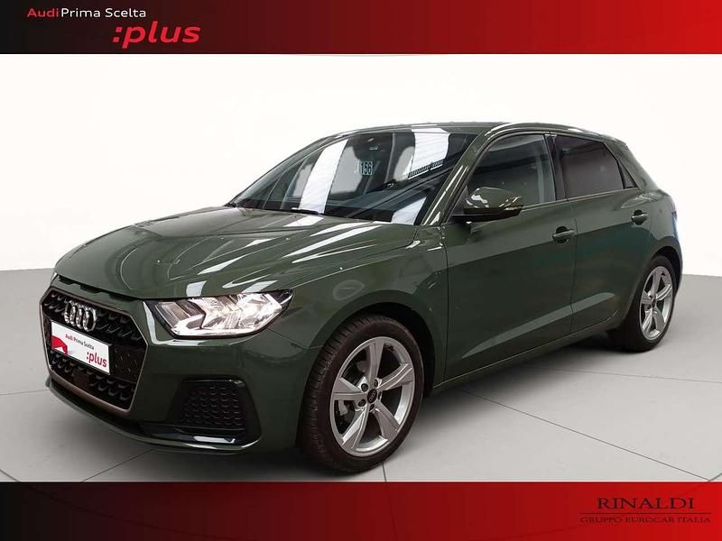 M4 verde distretto metallizzat Usata 2025 Audi A1 Sportback Admired Due volumi | 24.800 € (Buon prezzo) - Immagine 1/4