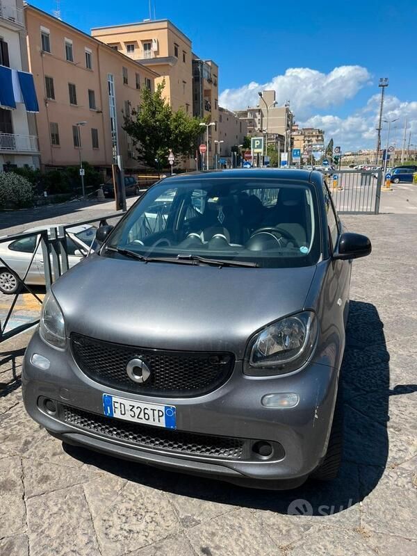 Usata Smart ForFour Passion 71 CV (52 kW) 2016 Utilitaria