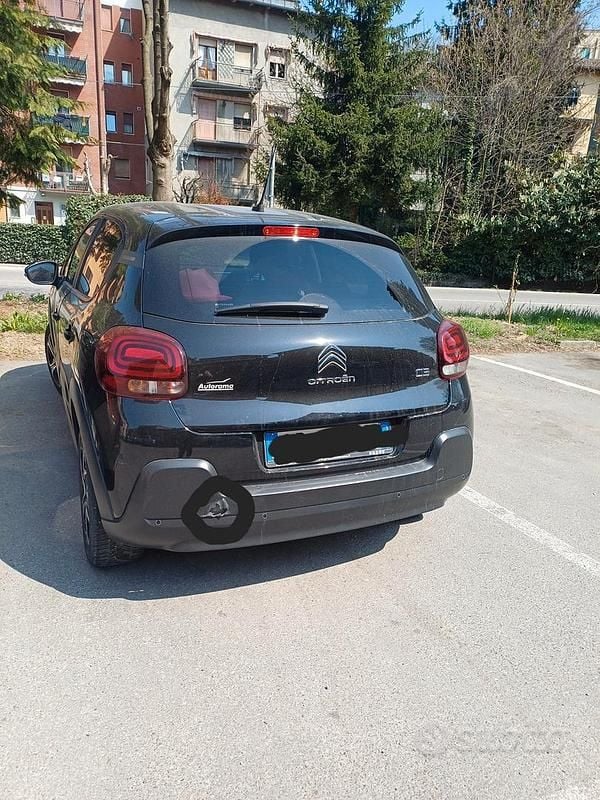 Gebraucht Citroën C3 110 PS (80 kW) 2023 Schwarz Kleinwagen