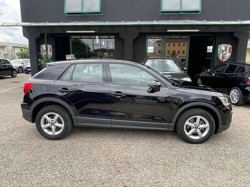 Nero Usata 2023 Audi Q2 Advanced SUV | 24.490 € (Buon prezzo) - Immagine 1/4