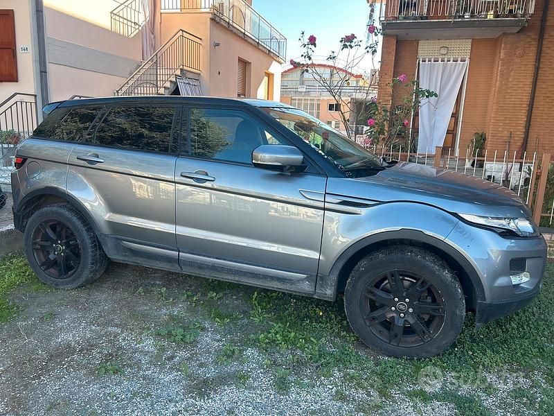 Usata Land Rover Range Rover evoque 150 CV (110 kW) 2013 Grigio SUV