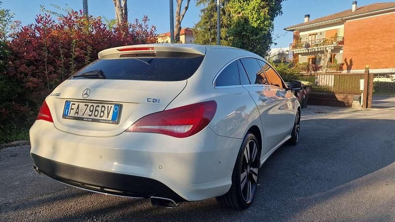 Usata Mercedes CLA200 Shooting Brake 136 CV (100 kW) 2015 Station wagon