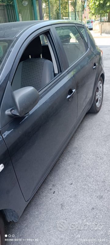 Usata Kia Ceed 136 CV (100 kW) 2010 Nero Utilitaria