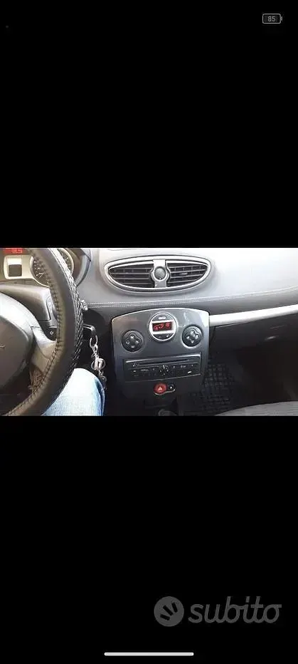 Usata Renault Clio II 64 CV (47 kW) 2010 Nero Berlina