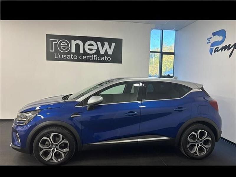 Second-hand Renault Captur Intens 160 CP (117 kW) 2020 Albastru SUV