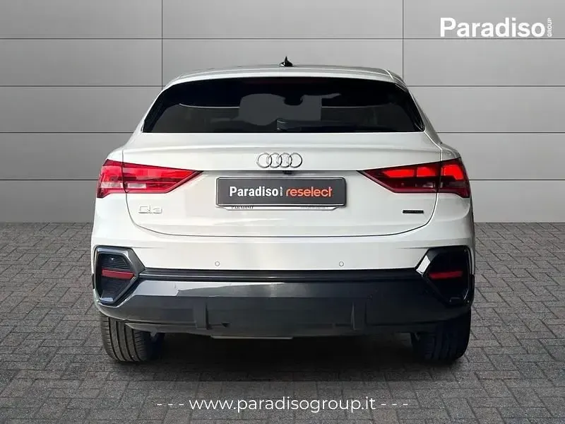 Usata Audi Q3 Business Plus 150 CV (110 kW) 2021 Bianco SUV
