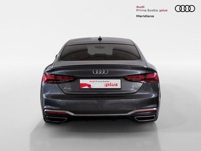 Usata Audi A5 Sportback S-Line 204 CV (150 kW) 2023 Grigio daytona perla Utilitaria