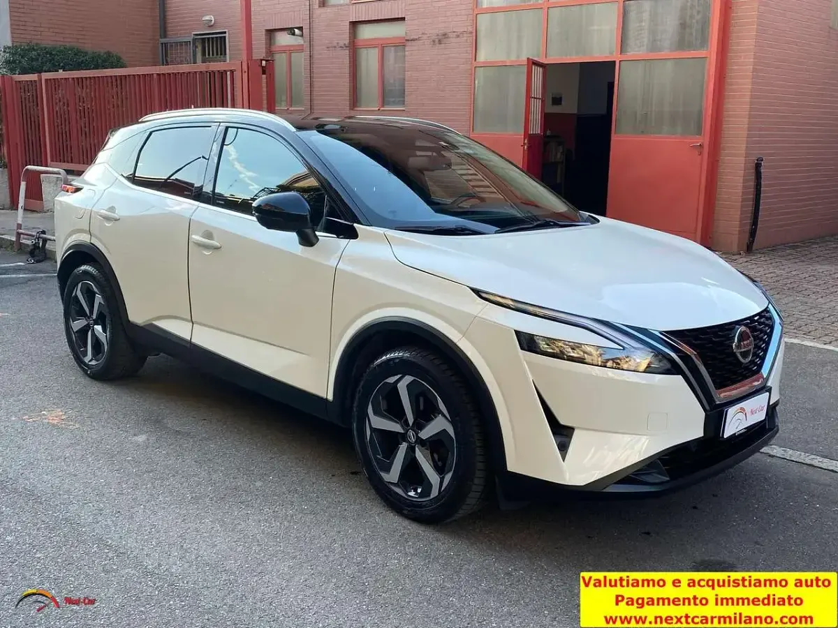 Usata Nissan Qashqai N-Connecta 158 CV (116 kW) 2022 Bianco SUV