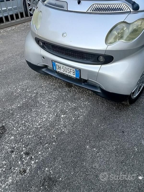 Grigio Usata 2003 Smart ForTwo Coupé Coupé | 900 € (Super prezzo) - Immagine 1/4