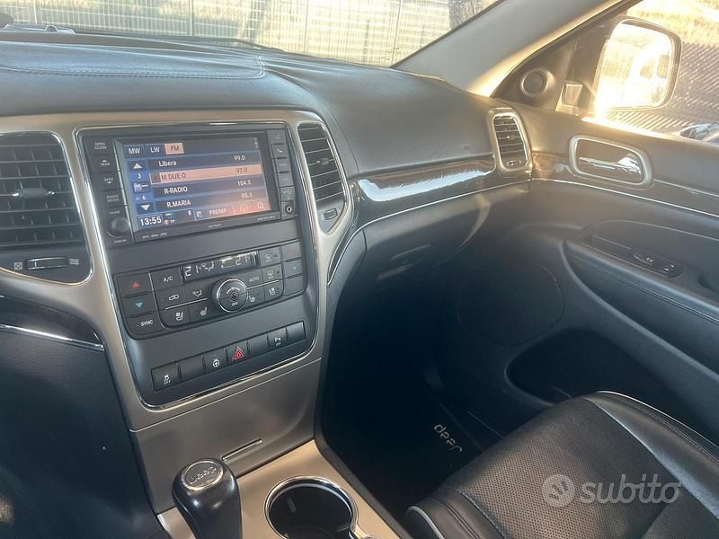 Usata Jeep Grand Cherokee 241 CV (177 kW) 2011 Nero SUV