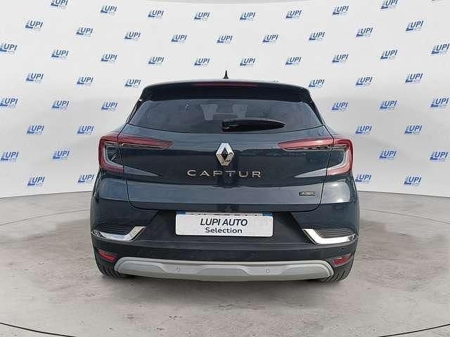 Usata Renault Captur Techno 145 CV (106 kW) 2023 Grigio SUV