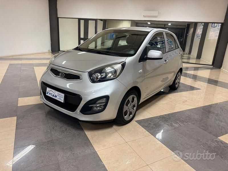 Usata Kia Picanto 2012 Grigio Utilitaria