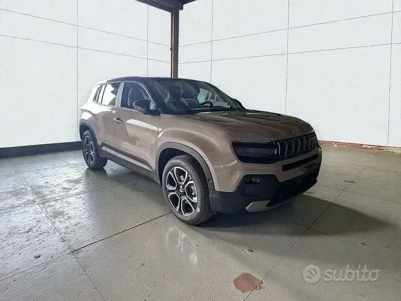 Usata Jeep Avenger Summit 101 CV (74 kW) 2024 Vari colori SUV
