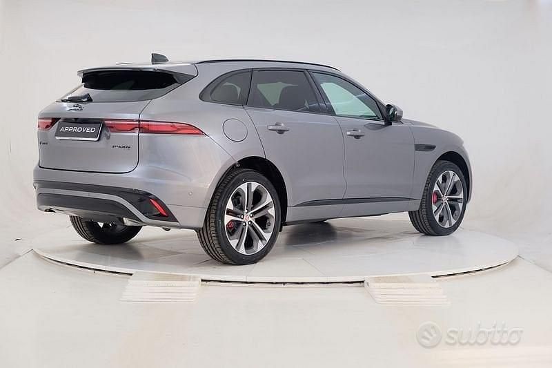 Usata Jaguar F-Pace R-Dynamic 404 CV (297 kW) 2021 Grigio SUV