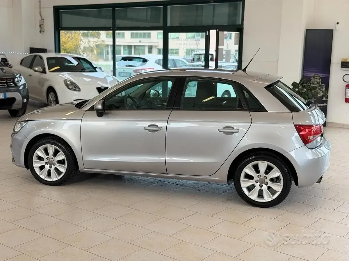 Usata Audi A1 Ambition 95 CV (69 kW) 2015 Grigio Utilitaria